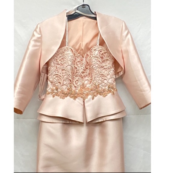 Montage two PCs Mikado Mother of Bride dress - Picture 7 of 9